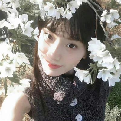 八彩林亚珍